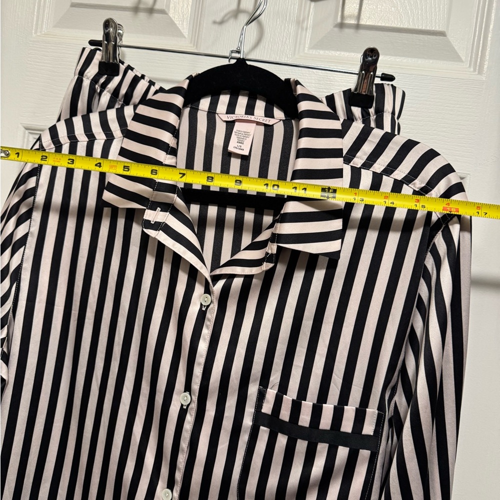 Victoria's Secret Black and White Striped Pajama Set - Picture 6 of 10
